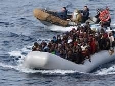 Le migliaia di migranti e profughi in Mediterraneo - Pierluigi Natalia