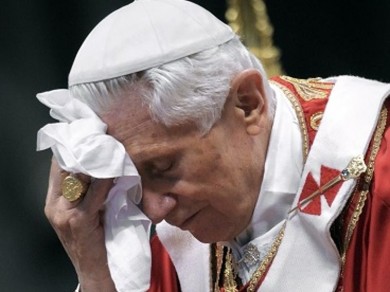 La rinuncia di Benedetto XVI al pontificato - Pierluigi Natalia